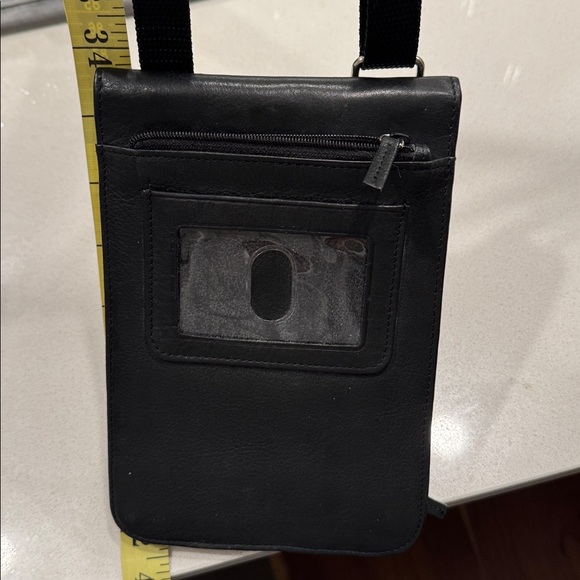 Black Leather Crossbody Bag - Wilson’s leather - Picture 4 of 4